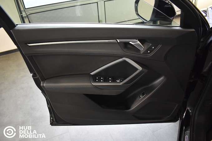 AUDI Q3 SPB 35 TDI S tronic S line edition